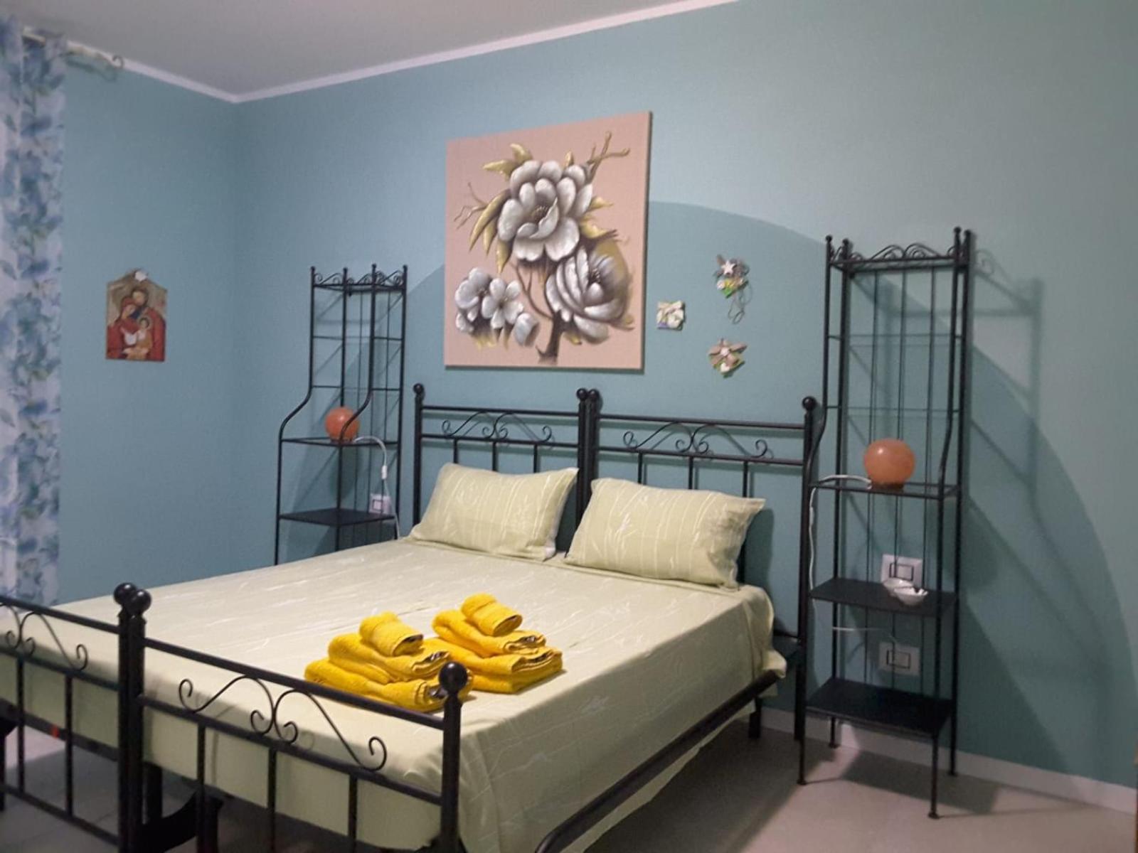 Lucrece Holiday Apartment Турин Екстер'єр фото