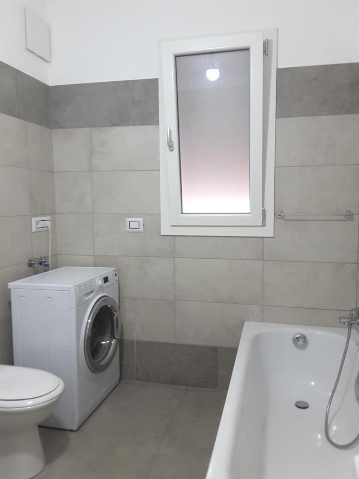 Lucrece Holiday Apartment Турин Екстер'єр фото