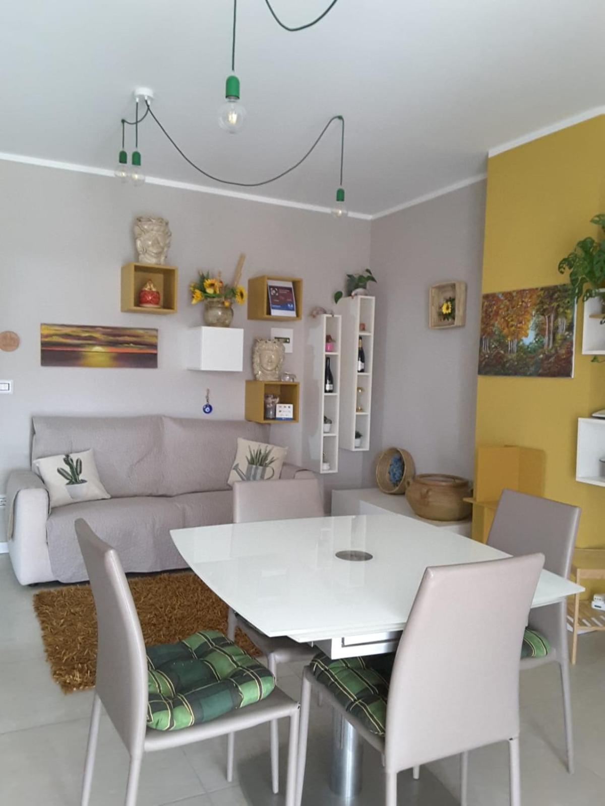 Lucrece Holiday Apartment Турин Екстер'єр фото