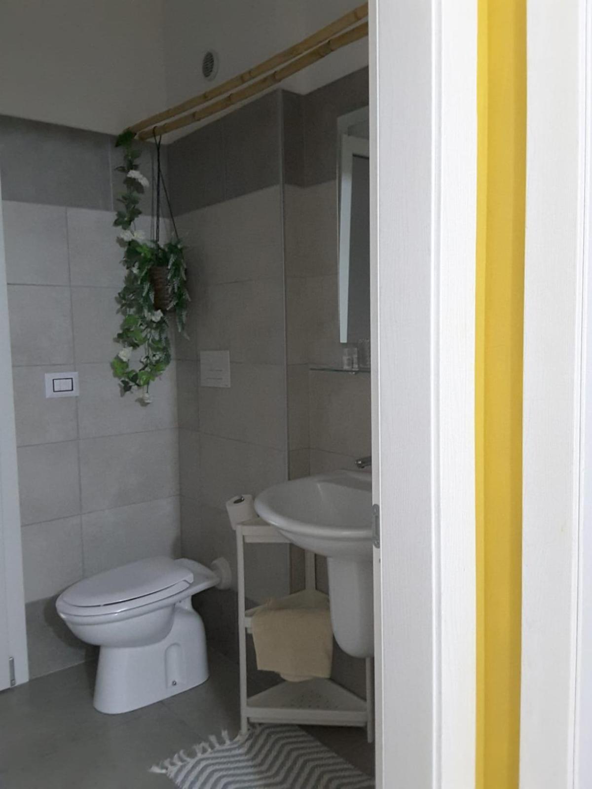 Lucrece Holiday Apartment Турин Екстер'єр фото